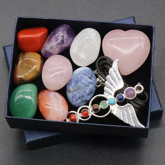 Bea Cali Other - (Only 1 sets left)Crystal collection chakra stone set with necklace in abag+box